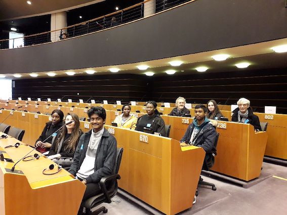 Lire la suite à propos de l’article 7 élèves de La Courneuve et Saint-Ouen au Parlement européen
